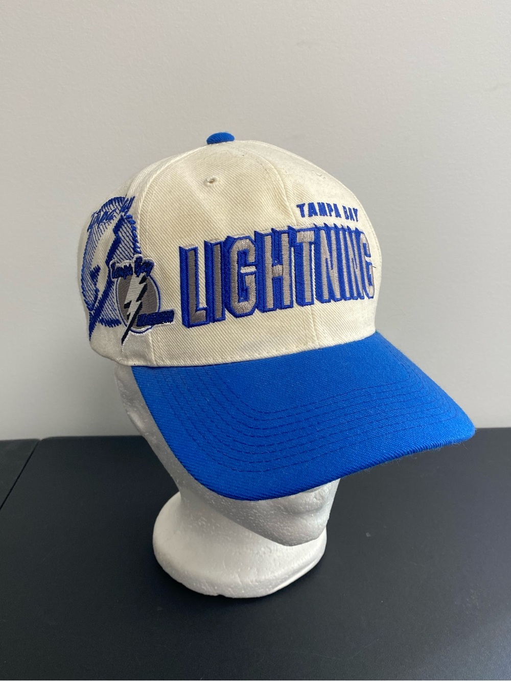90s Tampa Bay Lightning Sports Specialties Embroidered NHL Hockey Snapback